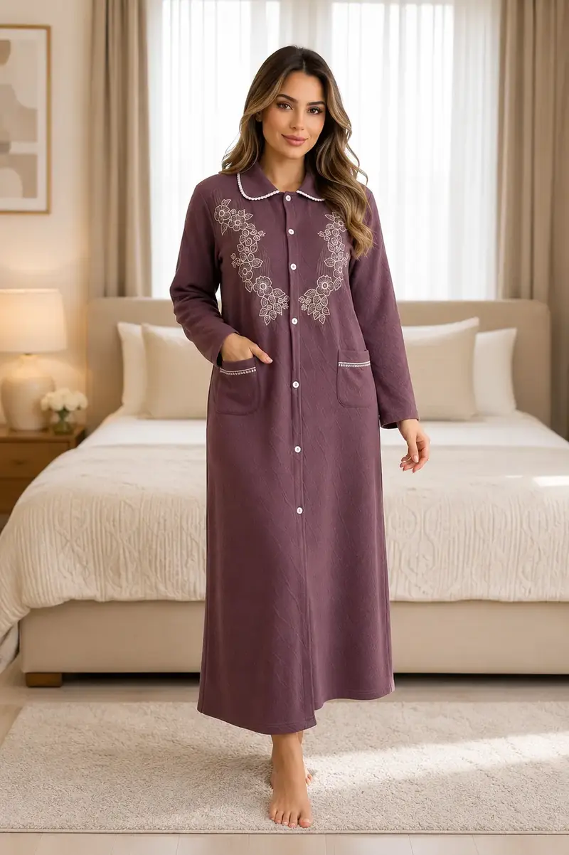 Robe de chambre femme Prune Élégance — LAKI SAYIDATI Oujda